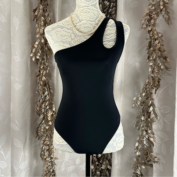 ZARA Black One Shoulder Bodysuit | Women’s M | Minimalist Chic‎ - Picture 1 of 12